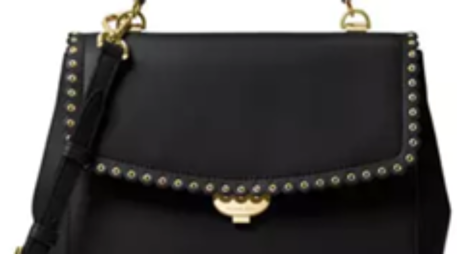 5 Must haves in any woman’s closet